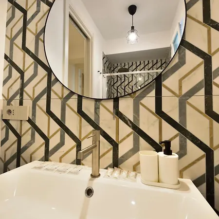 - Modern House 바리