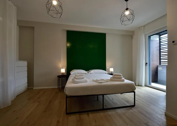 - Modern House