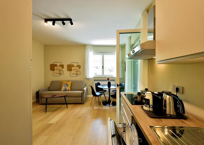 - Modern House Apartamento Bari