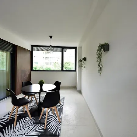 - Modern House Apartamento Bari