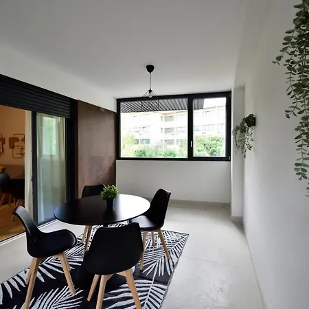 - Modern House * Bari